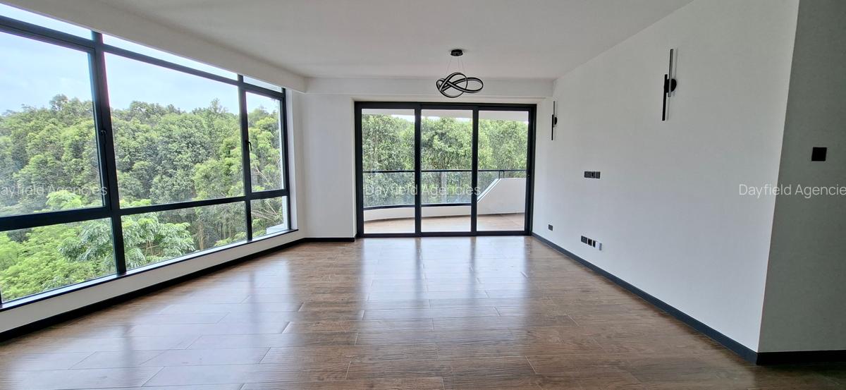 3 Bed Apartment with En Suite in Spring Valley - 7
