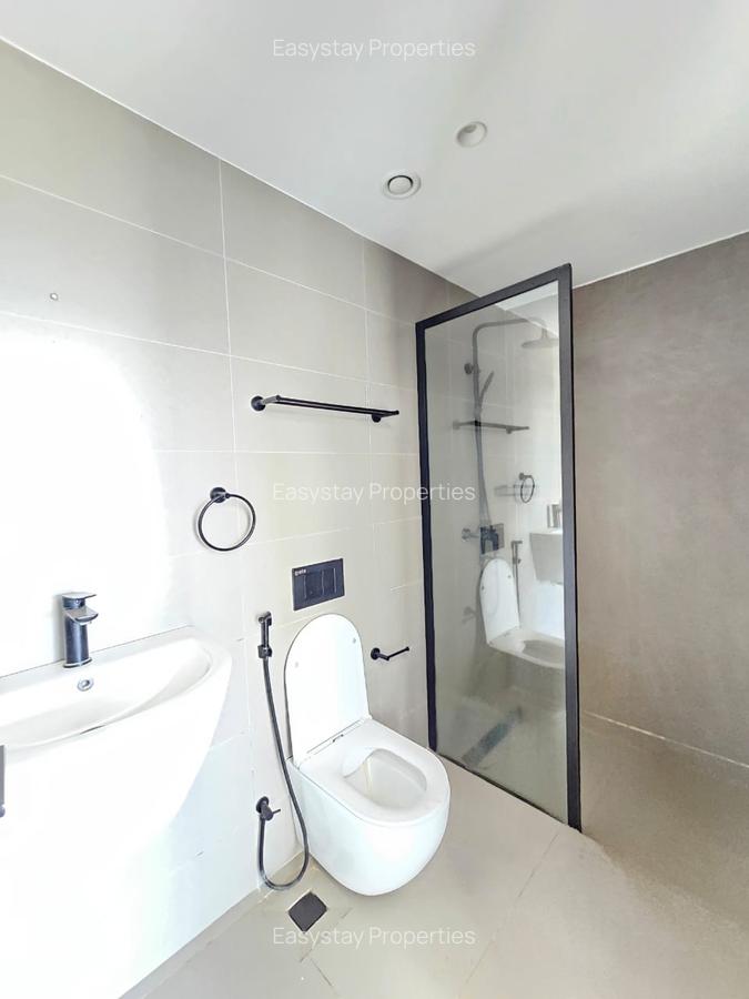 2 Bed Apartment with En Suite in Westlands Area - 9