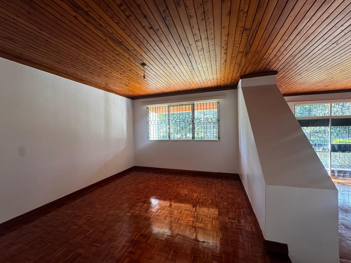 4 Bed House with En Suite in Loresho - 15