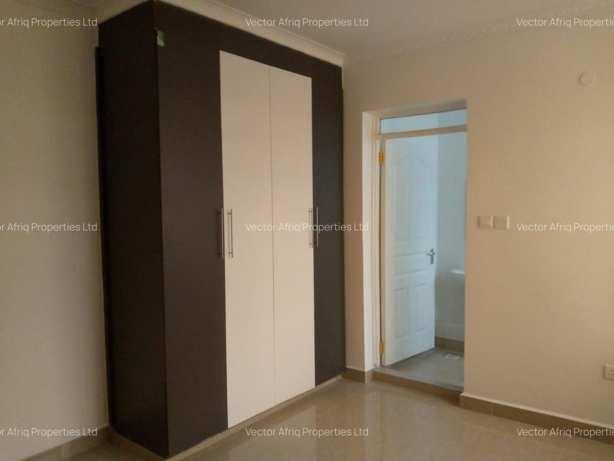 4 Bed Townhouse with En Suite in Kitengela - 14