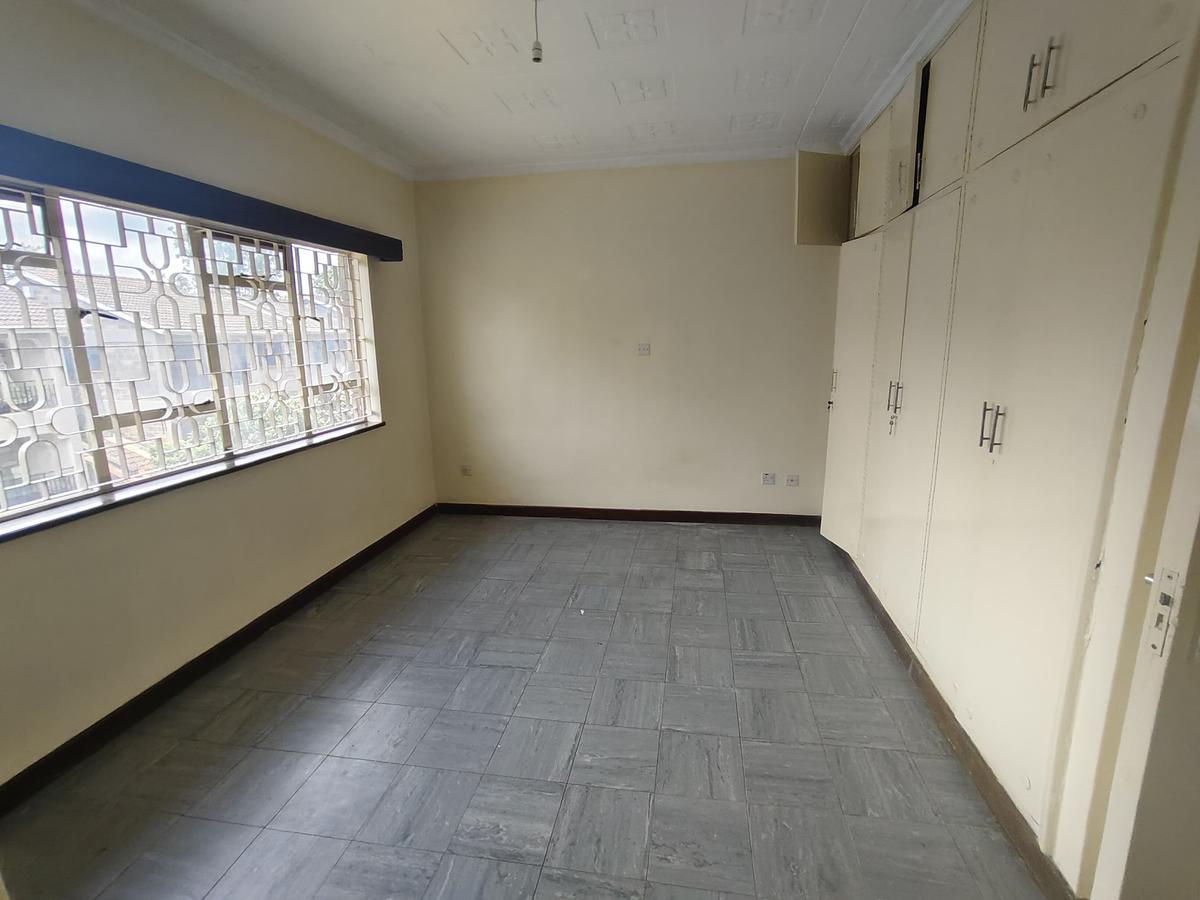 3 Bed Townhouse with En Suite in Kilimani - 12