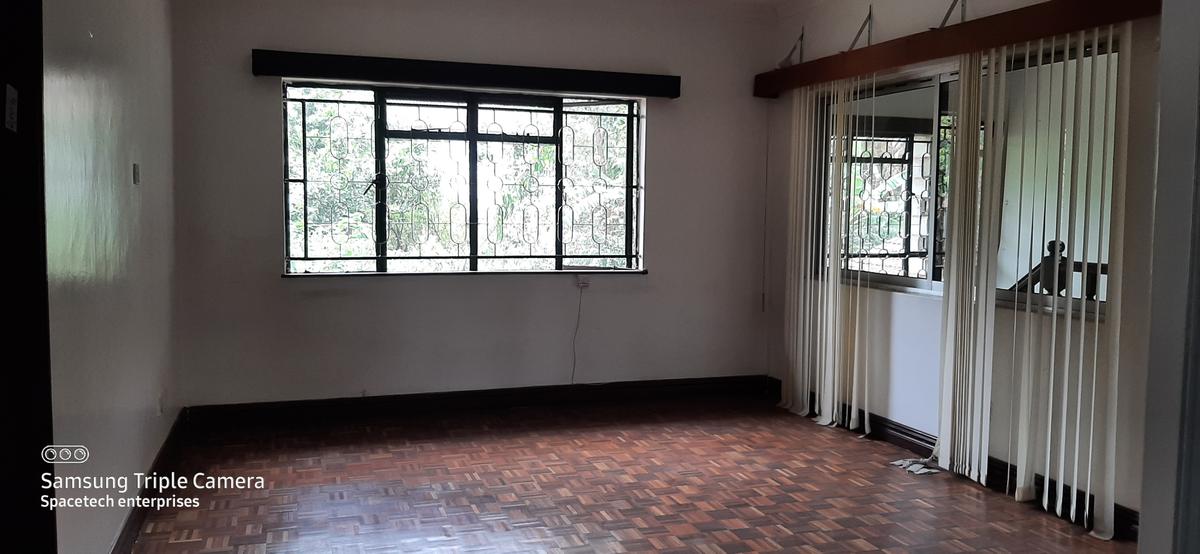 Commercial Property with Parking in Lavington - 7