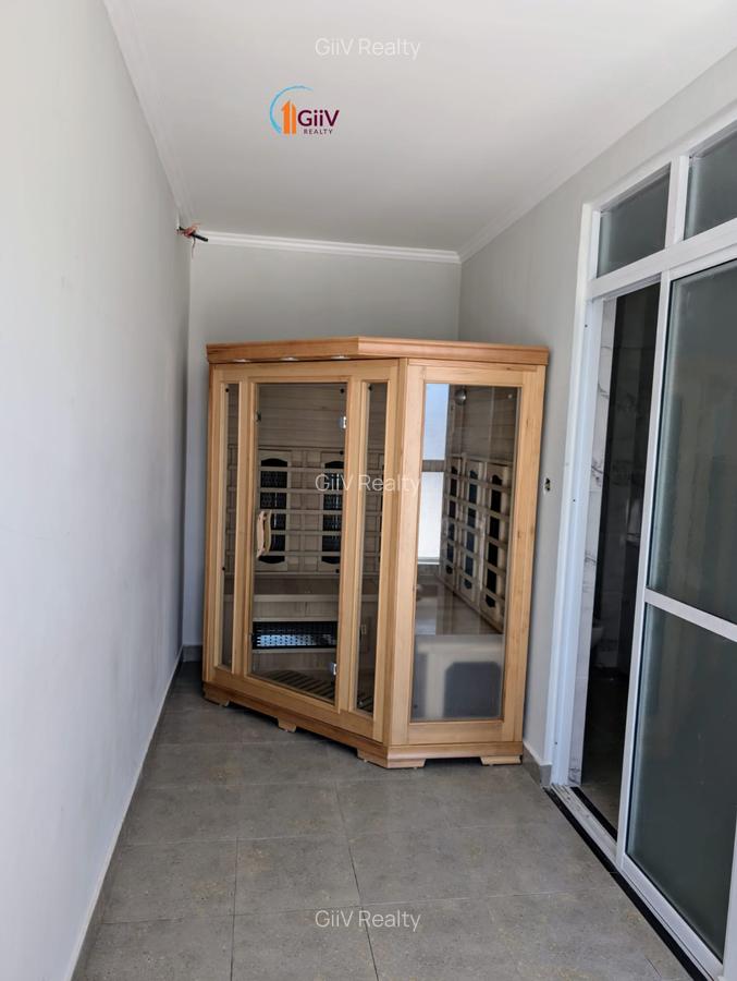 2 Bed Apartment with En Suite in Riverside - 14