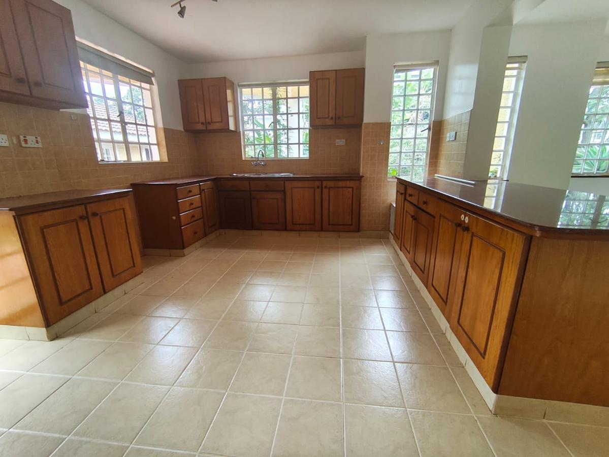 3 Bed House with En Suite at Runda - 8