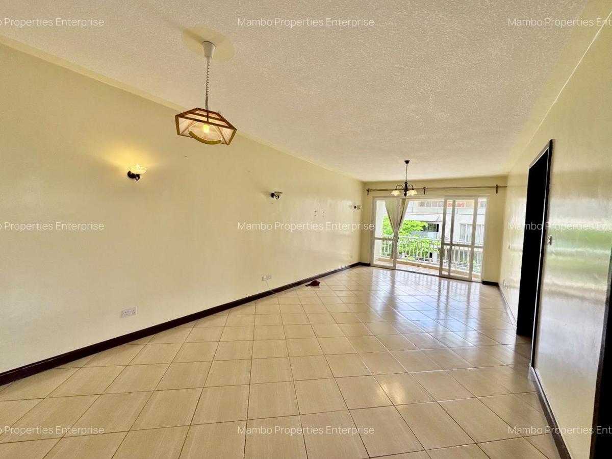 2 Bed Apartment with En Suite at Brookside Drive - 18