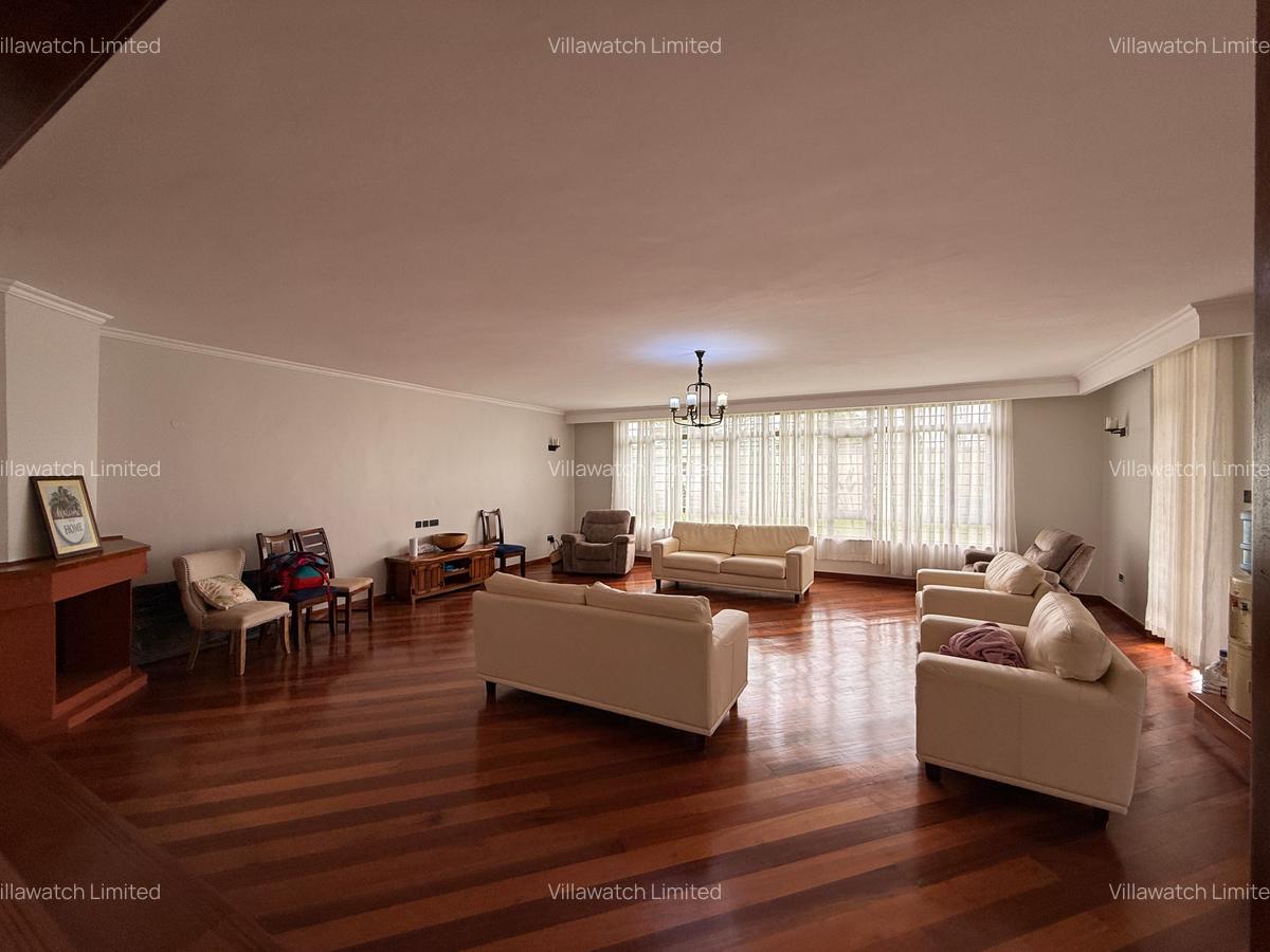 5 Bed Villa with En Suite at Mushroom Gardens Estate - 12