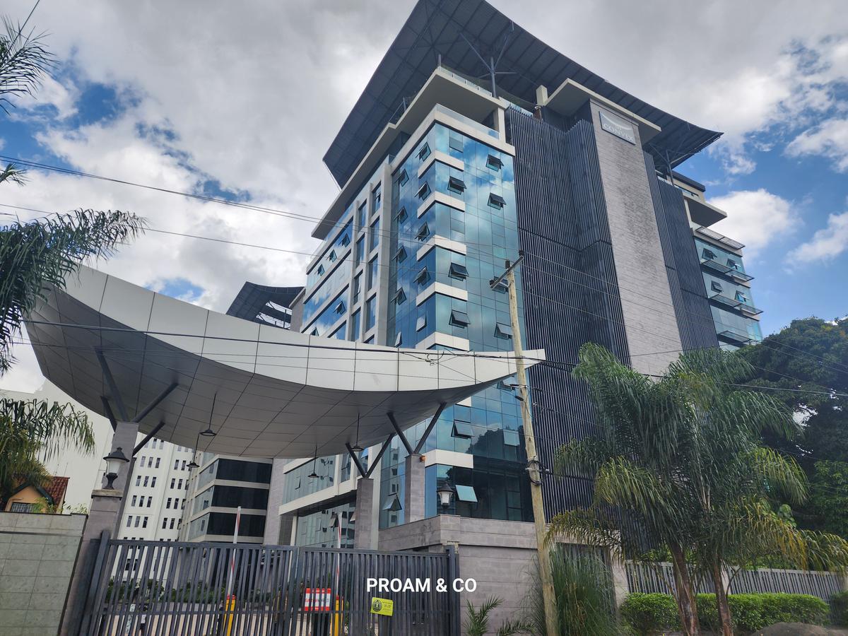 6,000 ft² Commercial Property with Service Charge Included at Riverside Lane - 2