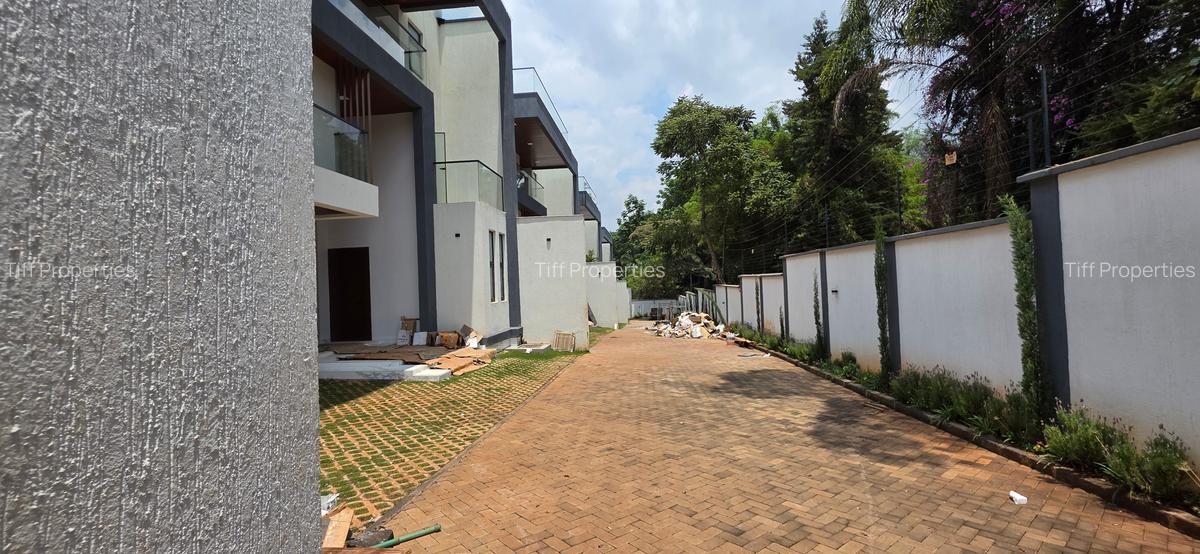 6 Bed Townhouse in Lavington - 19