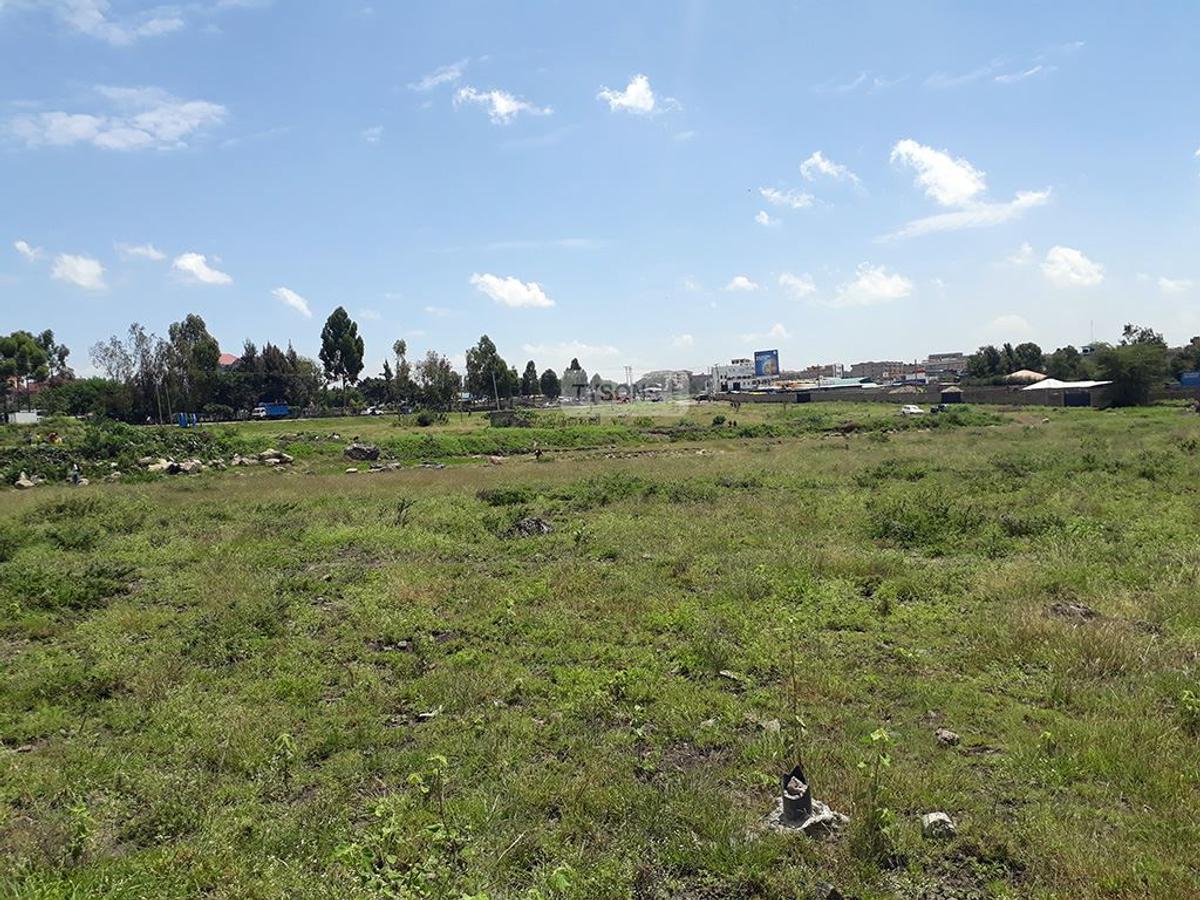 1,012 m² Land in Kitengela - 1