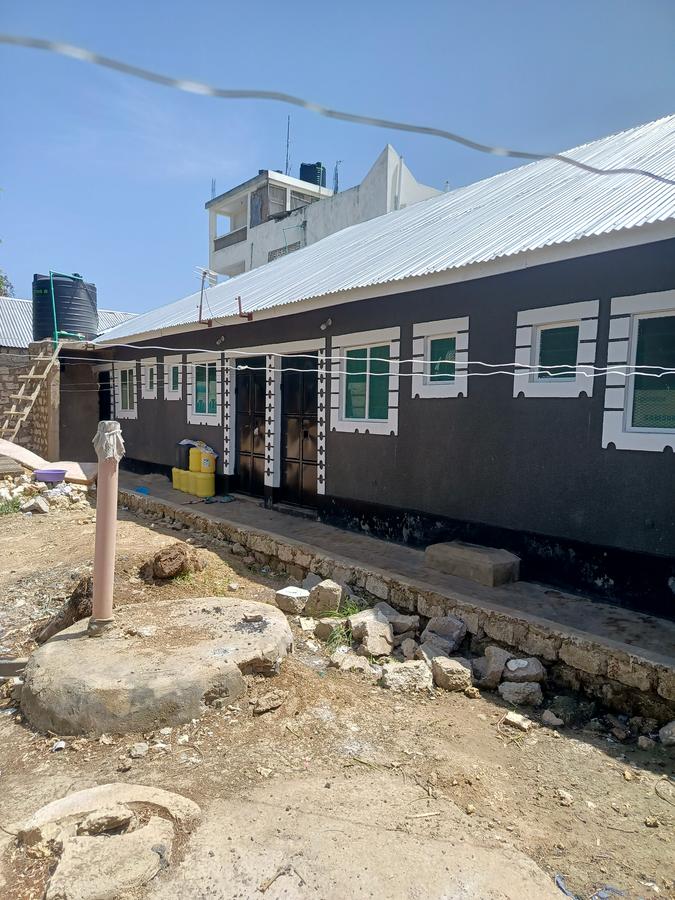 8 Bed House with Borehole at Bamburi - 3