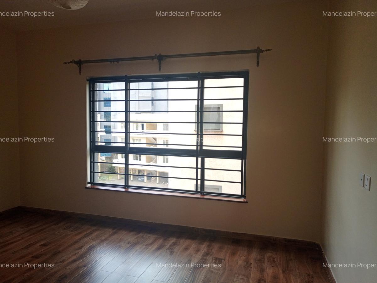 2 Bed Apartment with En Suite at Raphta Road - 15
