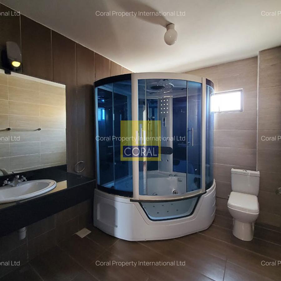 3 Bed Apartment with Swimming Pool in Kilimani - 9