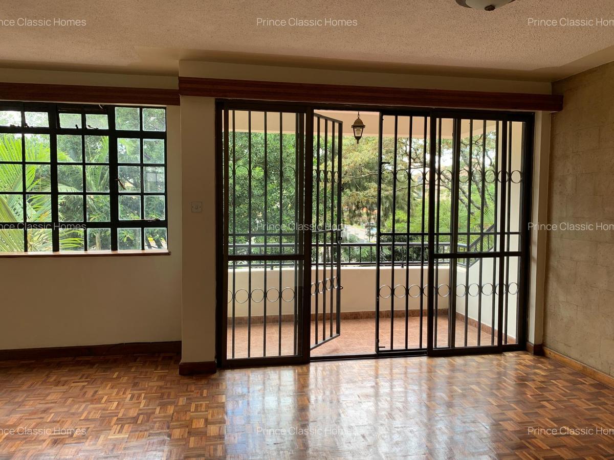 3 Bed Apartment with En Suite in Lavington - 6