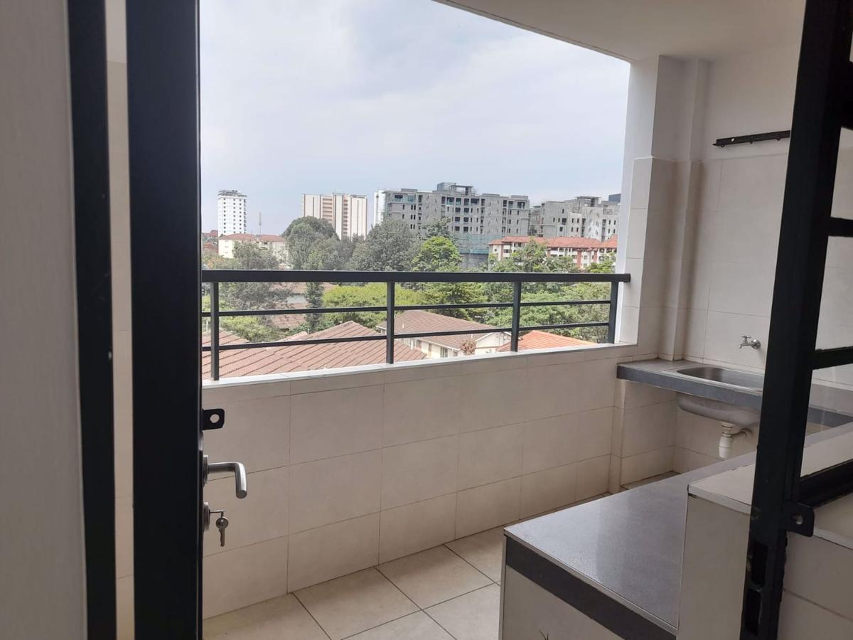 2 Bed Apartment with En Suite in Kileleshwa - 5