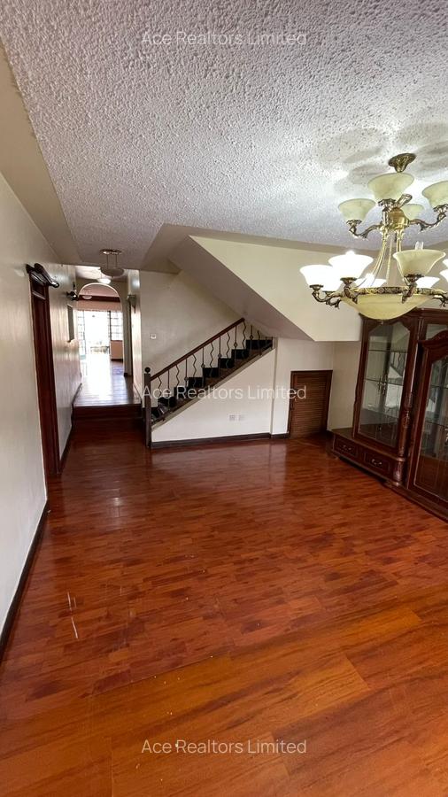 4 Bed Townhouse with En Suite at Laikipia Road - 12