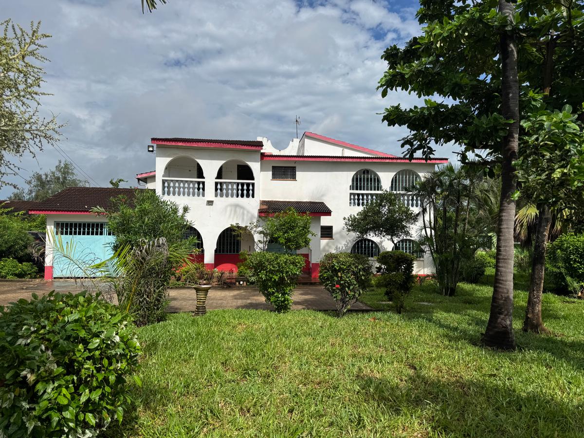 4 Bed House with En Suite in Shanzu - 11