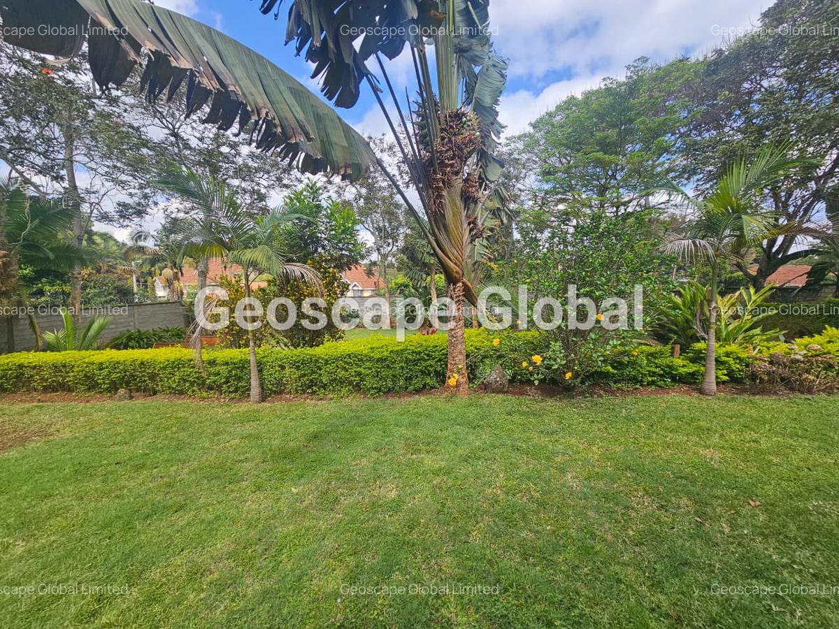 5 Bed House with En Suite in Runda - 13