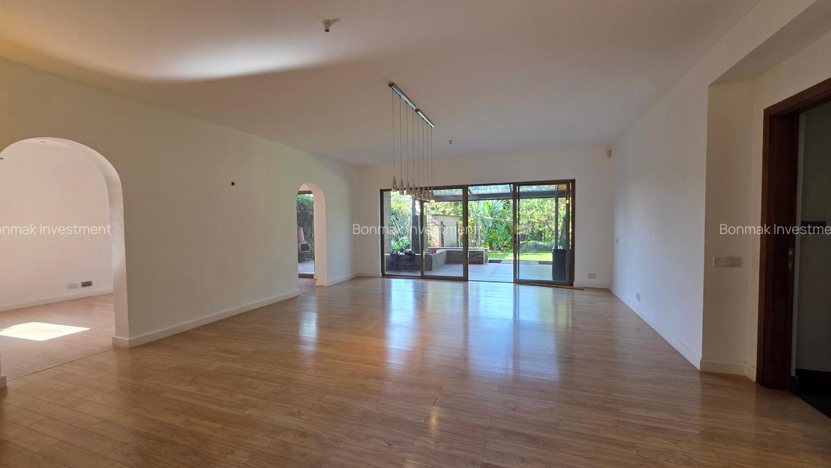 4 Bed Townhouse with En Suite at Old Kitusuru - 11