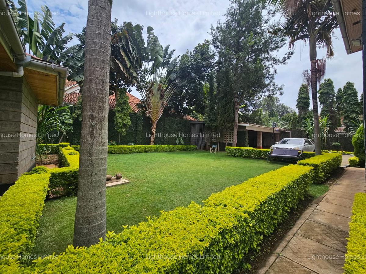 2 Bed House with En Suite at Runda - 2