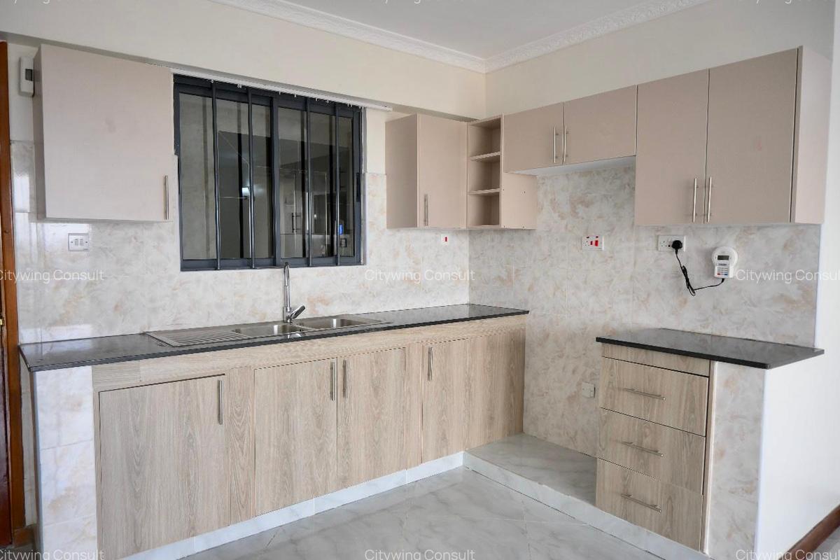 2 Bed Apartment with En Suite at School Lane - 8