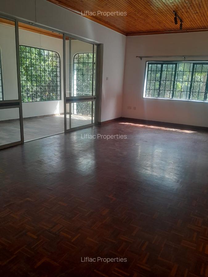 4 Bed House with En Suite in Runda - 4