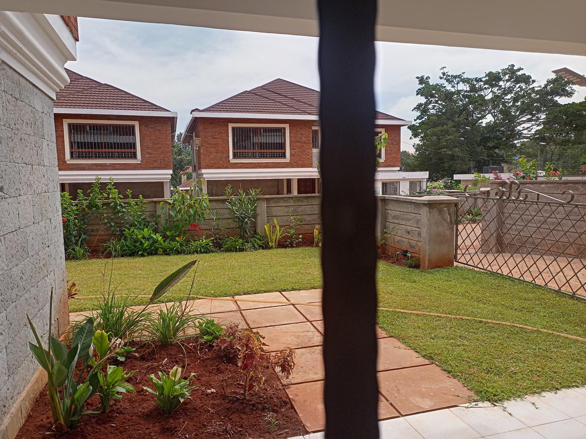 5 Bed House with En Suite at Kyuna - 7