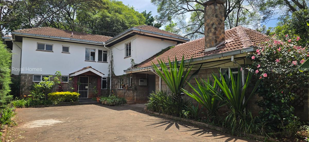 4 Bed Townhouse with En Suite at Convent Drive - 1