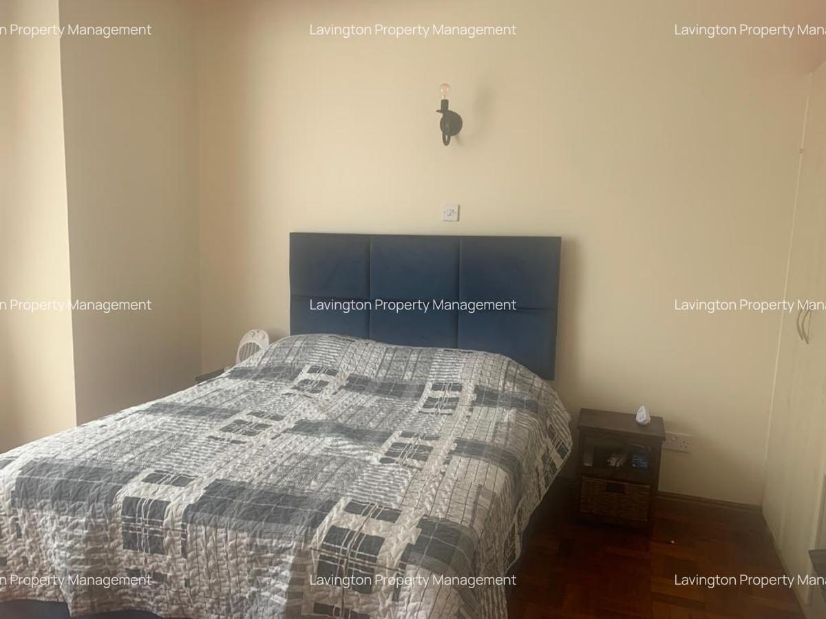 5 Bed Townhouse with En Suite at Lavington - 10