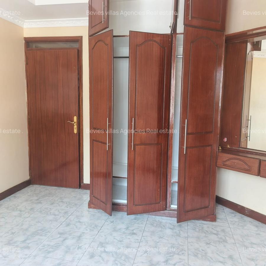 3 Bed Apartment with En Suite at Westlands - 4
