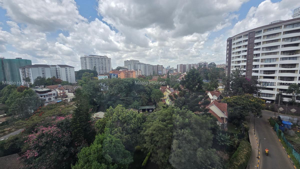 Serviced 2 Bed Apartment with En Suite at Off Nyeri Road - 4