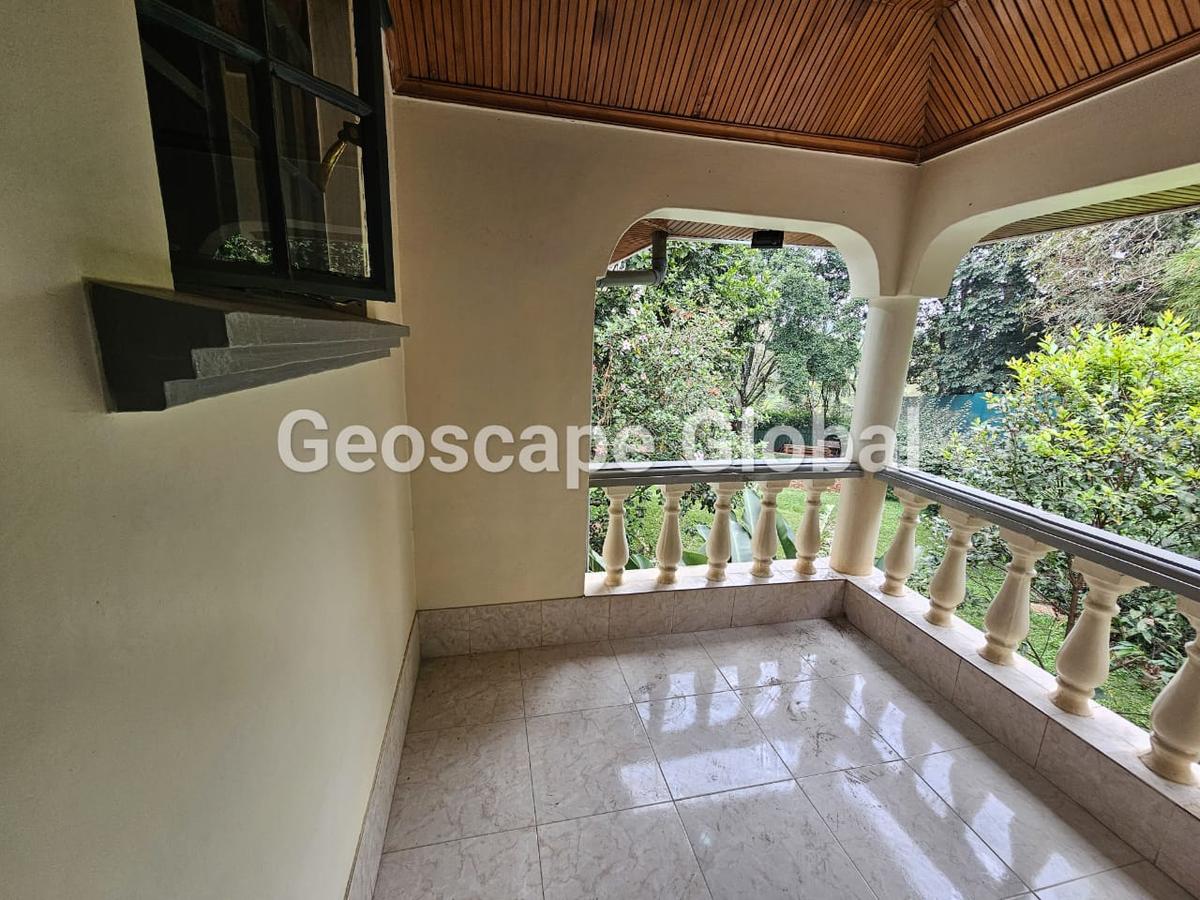 5 Bed House with En Suite at Nyari - 1