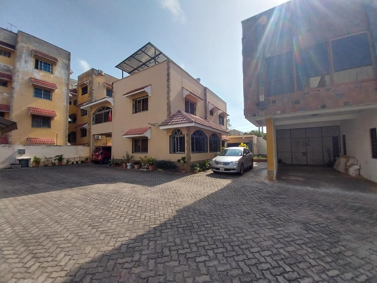 4 Bed House with En Suite at Nyali - 1