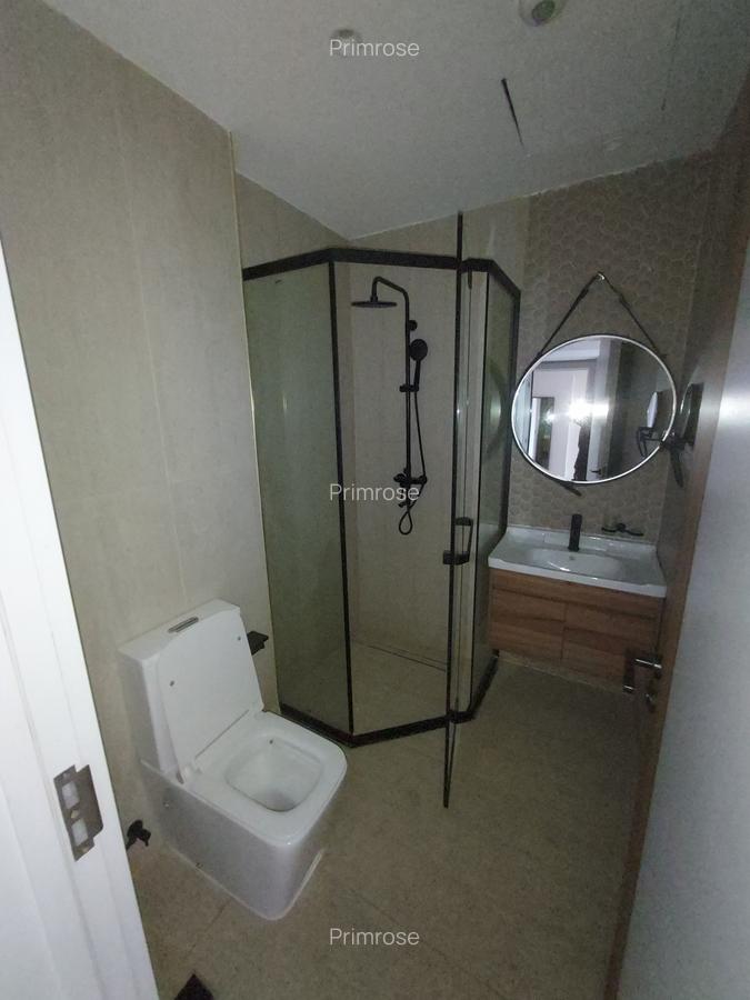 2 Bed Apartment with En Suite in Brookside - 8