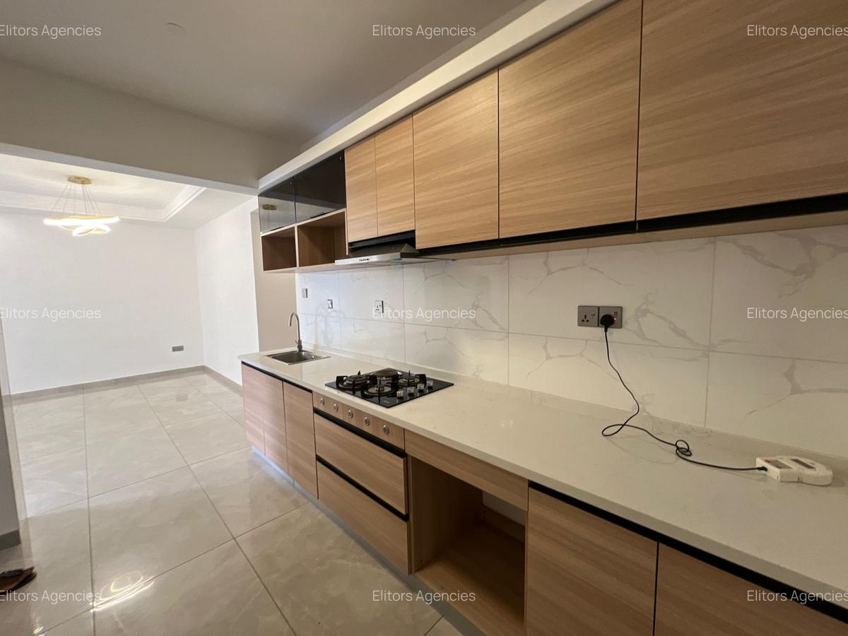 1 Bed Apartment with En Suite at Riverside Drive - 4