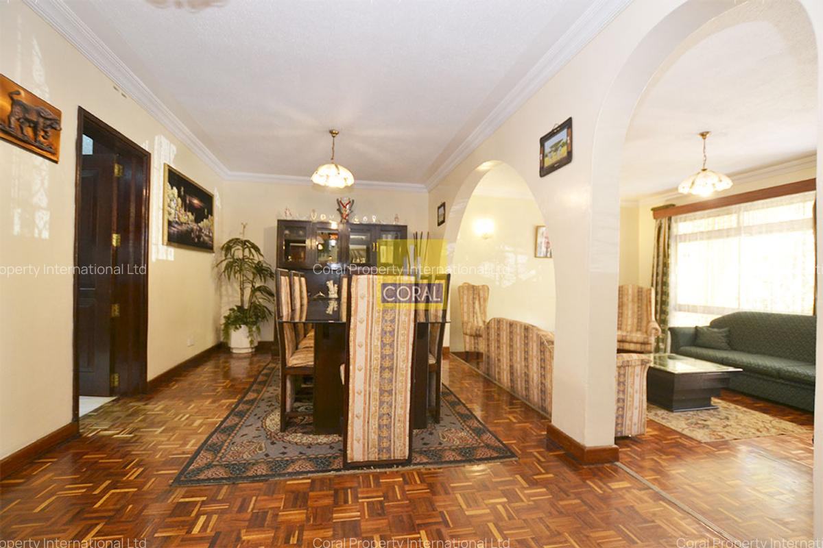 5 Bed House with Backup Generator in Rhapta Road - 4