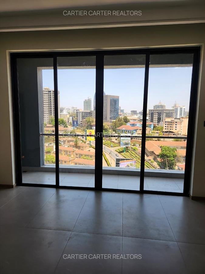 Serviced 2 Bed Apartment with En Suite in Westlands Area - 5