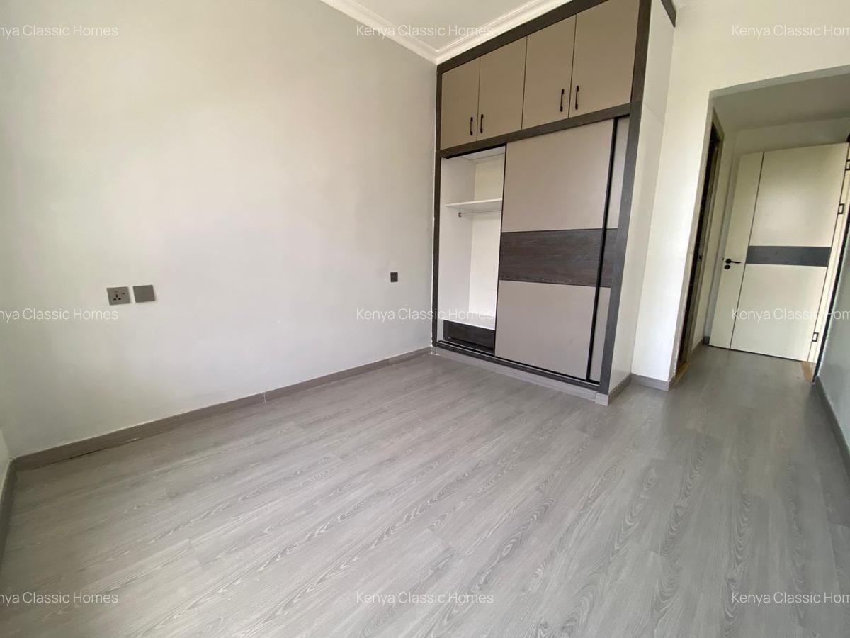 3 Bed Apartment with En Suite at Lavington - 3