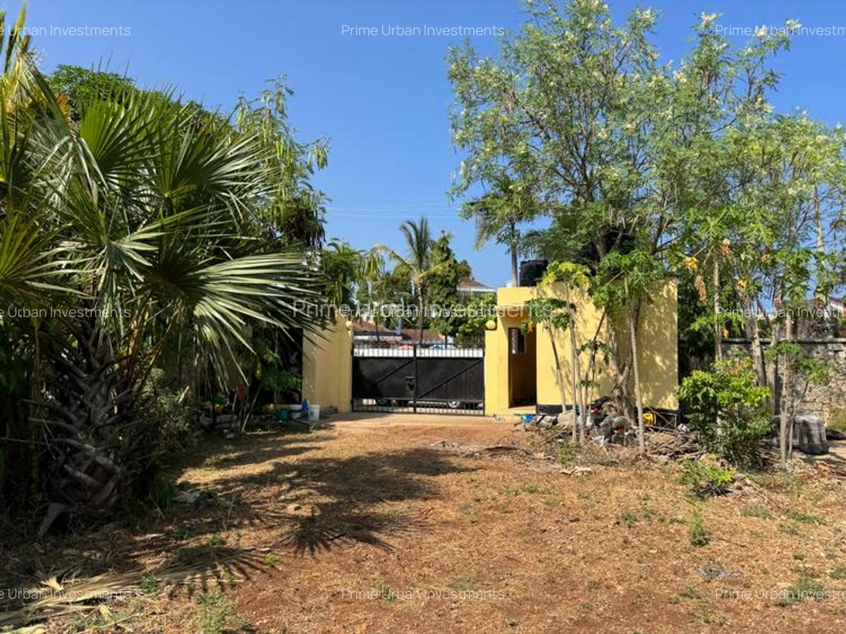 Land in Nyali Area - 1