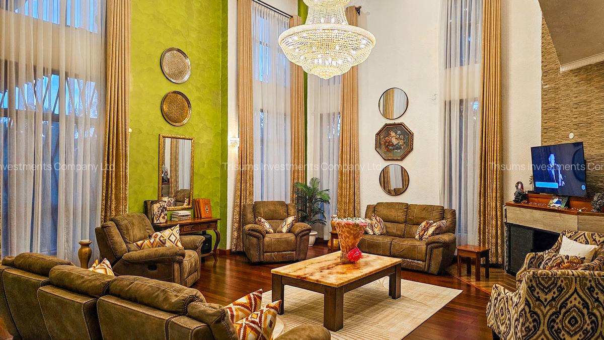 4 Bed House with En Suite in Runda - 4