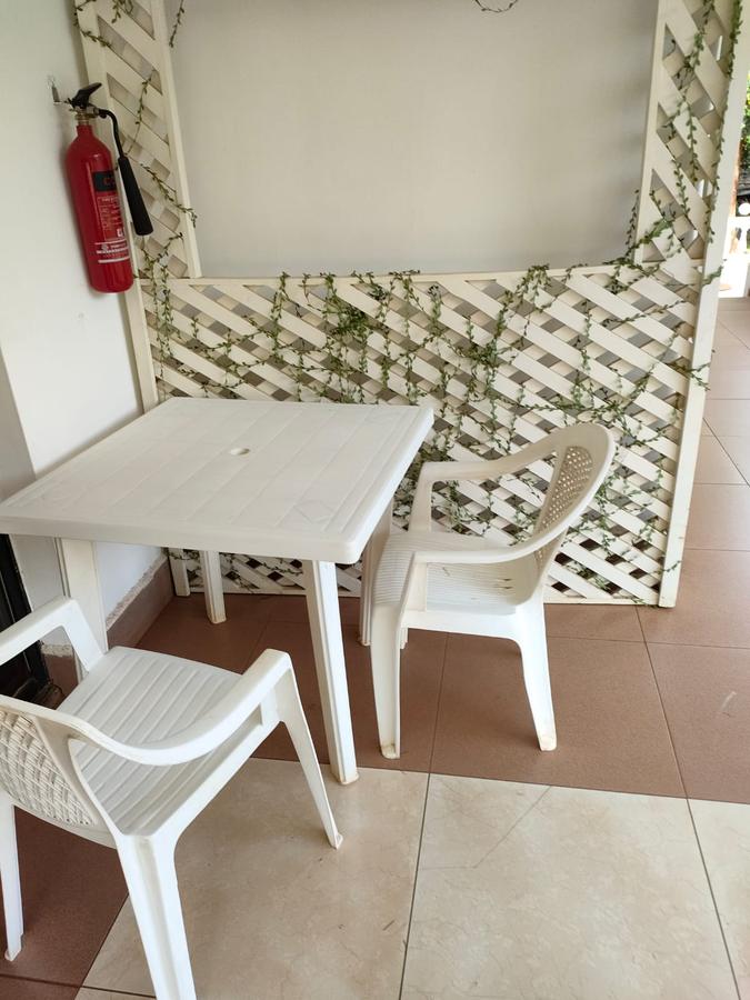 1 Bed House with En Suite at Nyari - 8