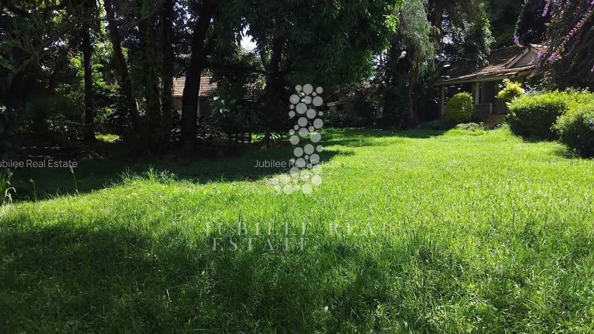 0.75 ac Land in Kitisuru - 4