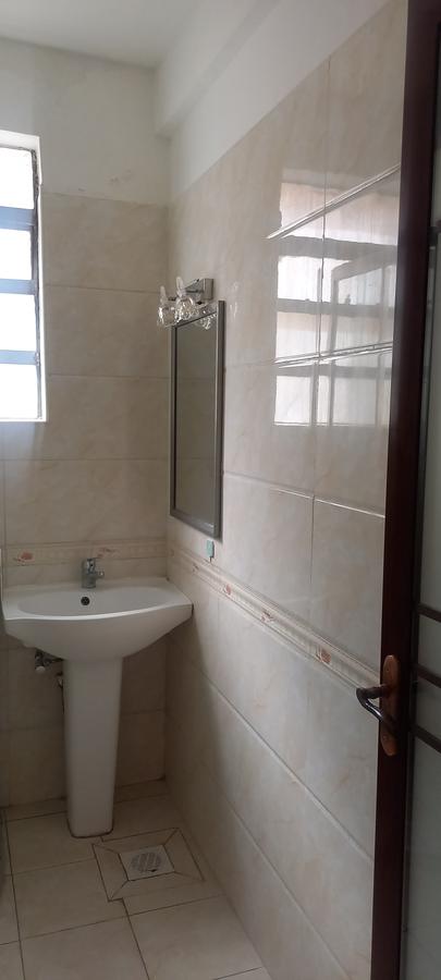 2 Bed Apartment with En Suite in Kilimani - 18