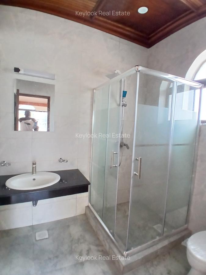 5 Bed House with En Suite at Kileleshwa Road - 19