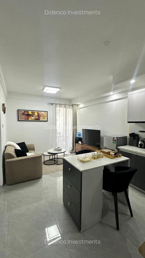 5 Bed Townhouse with En Suite at Lavington Rd - 3