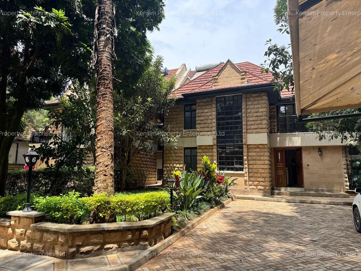 5 Bed Townhouse with En Suite in Lavington - 6