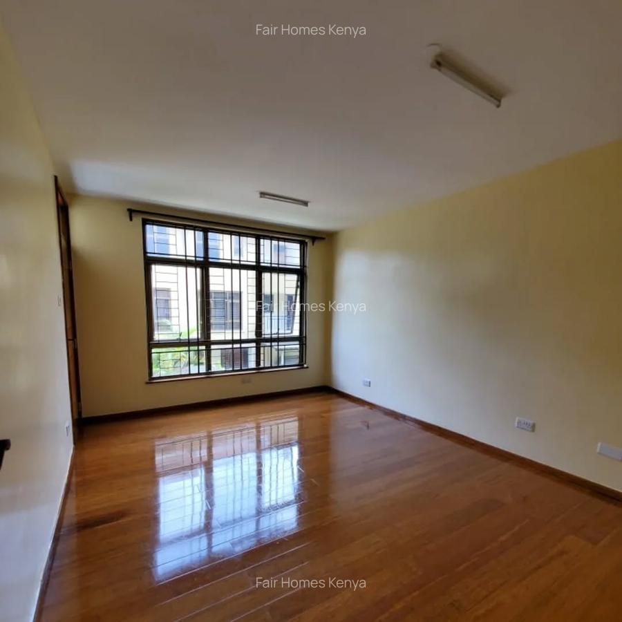 5 Bed Townhouse with En Suite at Amboseli Lane - 14