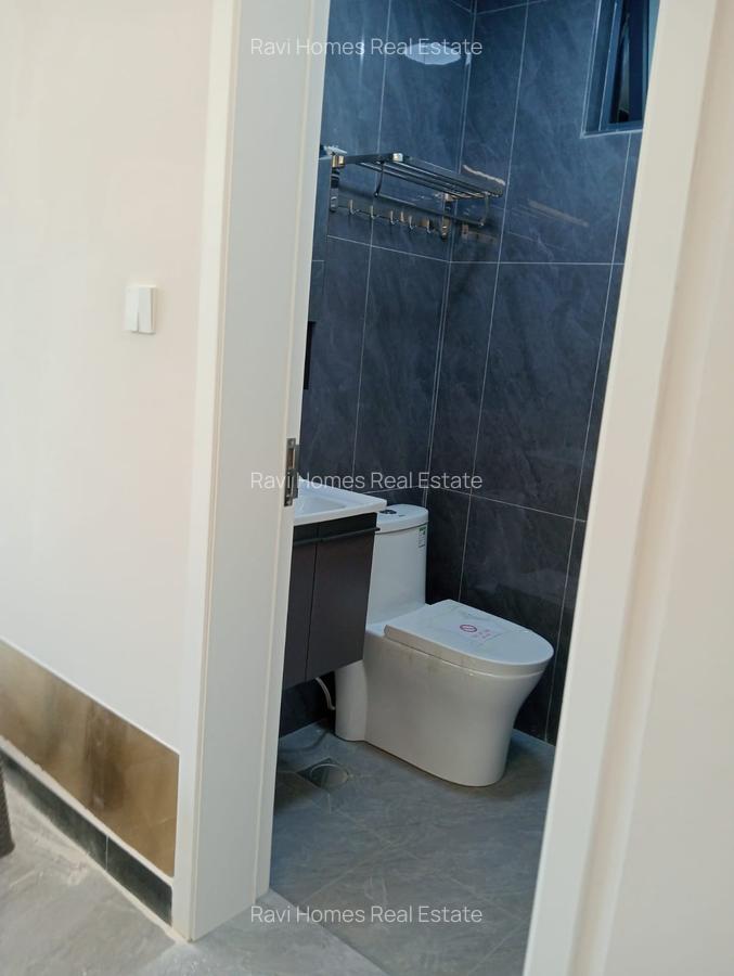 2 Bed Apartment with En Suite in Kilimani - 5