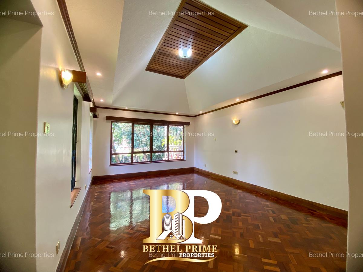 6 Bed Townhouse with En Suite in Runda - 6
