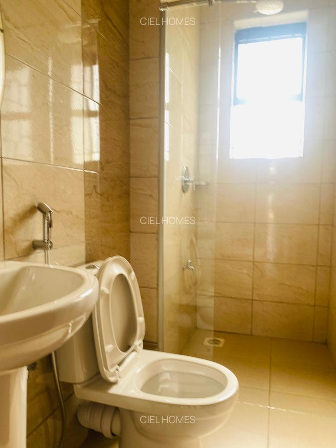 3 Bed Townhouse with En Suite at Eastern Bypass - 17