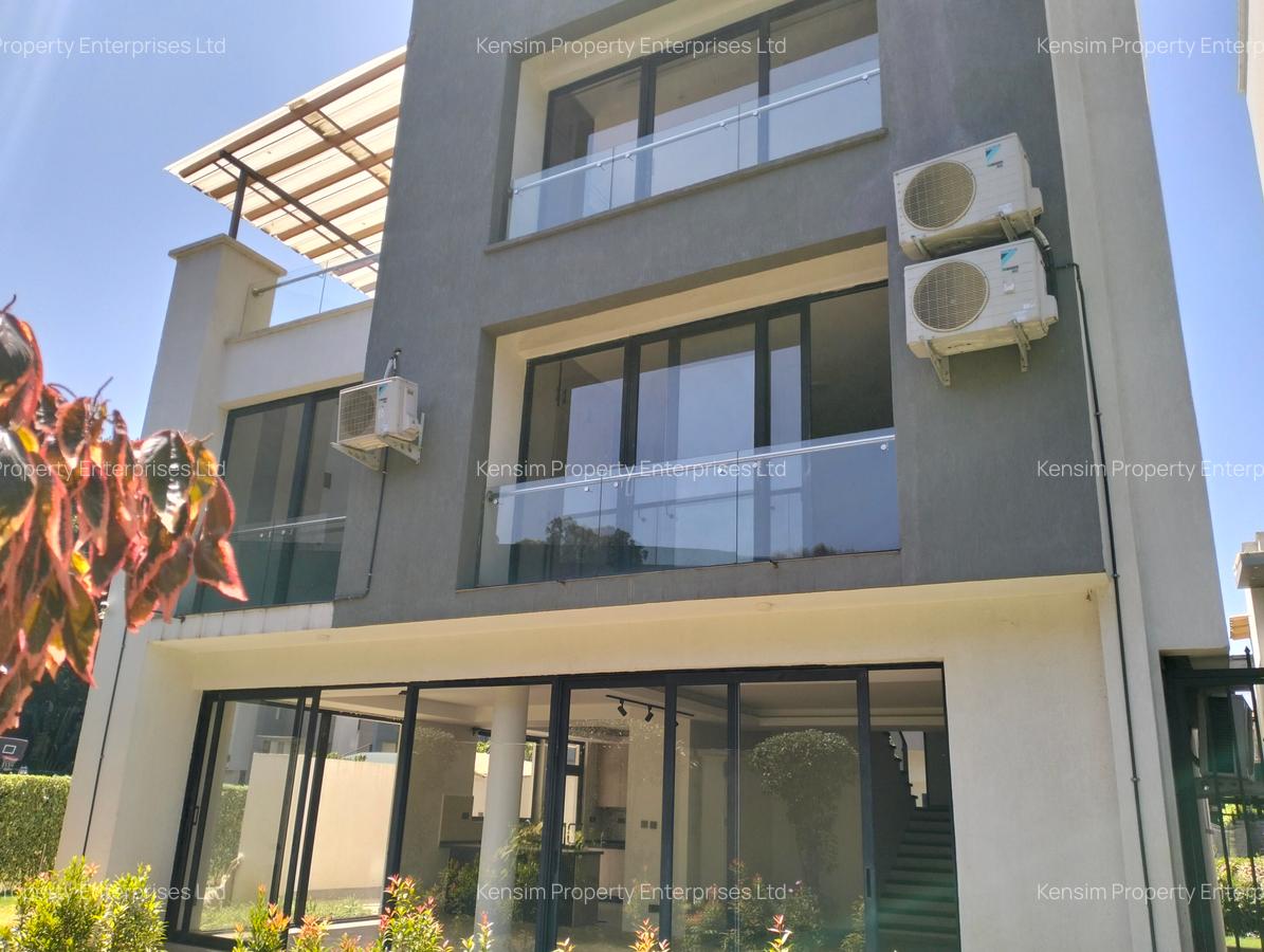 4 Bed Townhouse with En Suite in Lavington - 7